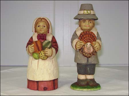 BL-CC6185 Pilgrim Couple
