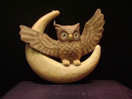 BL-TJ3138 Hanging Owl on the Moon