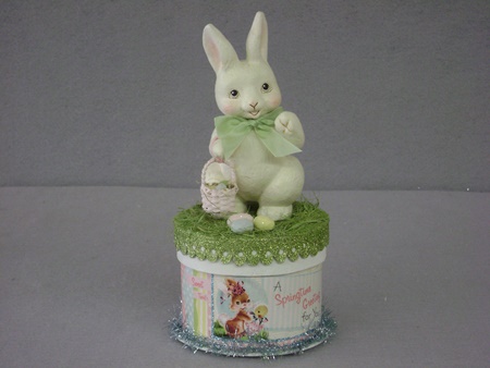 BL-TL8703 Retro Bunny on Box