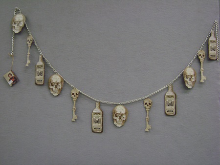 BL-TP5257 Bottles and Bones Paper Garland