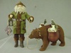 BL-TD7677 Woodland Santa Leading Bear