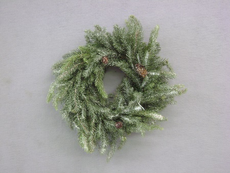 BE-XP78261 Frosted White Spruce Wreath