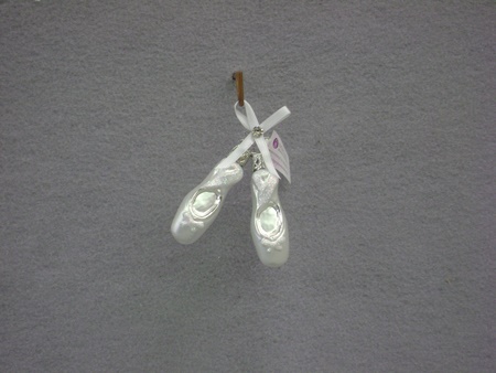 IG-10161S018 Pointe Dance