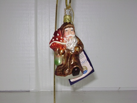 IG-40108611 Luckiest Santa