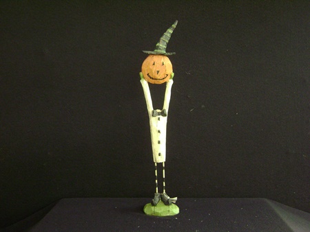 KK-40617A Pumpkin Man Holding Head
