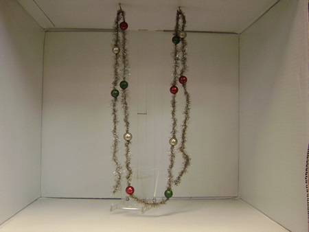 LM-5303 Garland - Tinsel with Christmas Balls