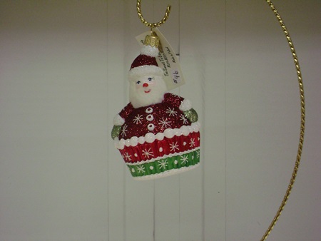 MH-M253C Too Sweet to Eat (Santa)