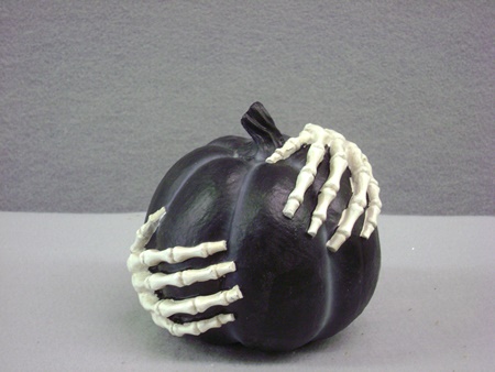 KK-41327A Short Black Resin Pumpkin with Skeleton